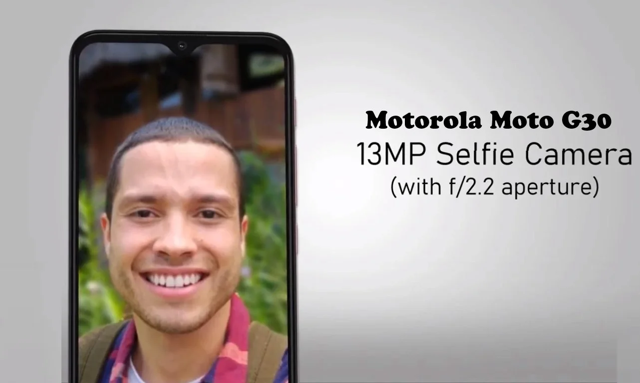 Motorola G30 front camera